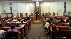 On May 8th-18th, the Jewish community of LA was privileged to once again host Rabbi Ben Tzion Shafier of The Shmuz. 