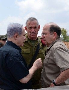 Netanyahu, Gantz and Ya'alon. Credit: Koby Gideon / GPO.