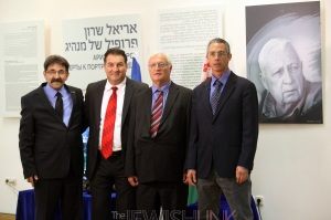 In Minsk, Photo Exhibition of Late Israeli PM Ariel Sharon Unveiled. Photo Credit: Yossi Aloni / Sharon memorial event in Minsk: Left to Right: Ambassador Shagal, Israel Maimon, Chaim Chesler, Gilad Sharon.