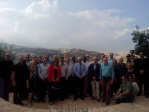 Photo Credit: Miri Maoz-Ovadia / International parliamentarians visiting in the Ma'ale Adumim and meeting local residents.