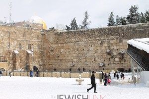Photos 6/7 Credit: Reemon Silverman, Tazpit News Agency / The Wailing Wall in Jerusalem, Friday morning, February 20.